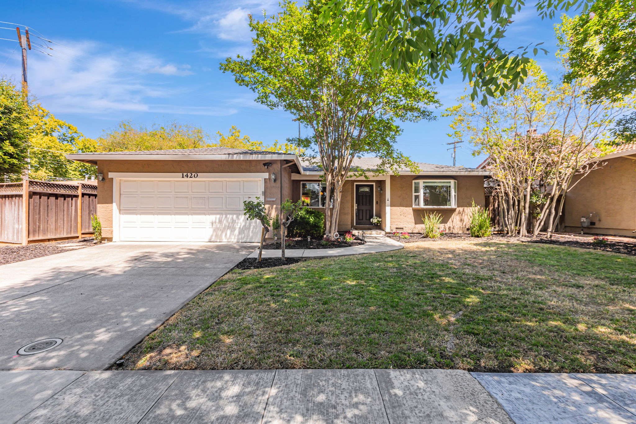 001_1420 Walnut Grove Ave