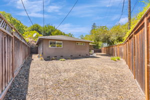 034_1420 Walnut Grove Ave