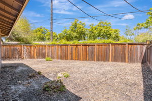 035_1420 Walnut Grove Ave