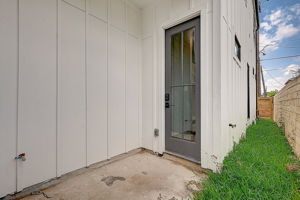 Weiss St-034