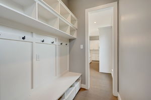 Weiss St-016