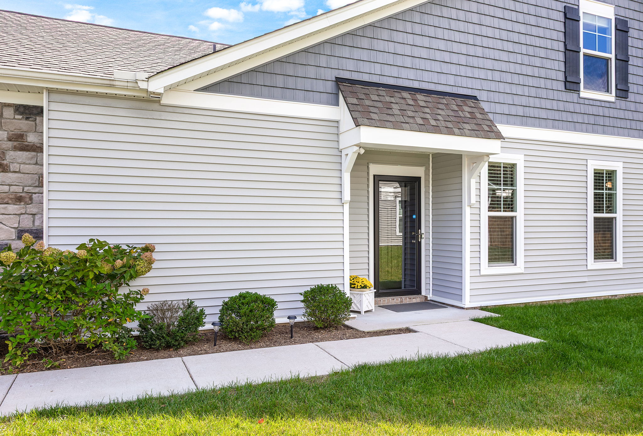 03-Exterior Front