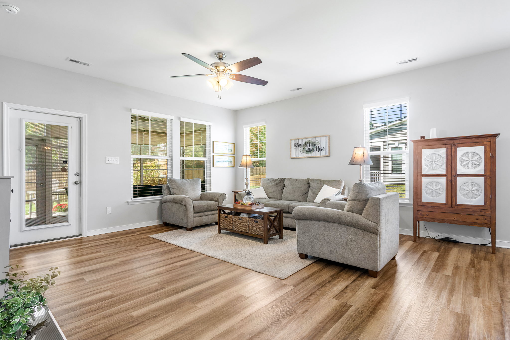 07-Living Room