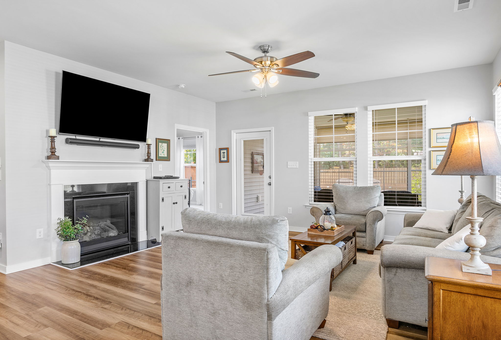 08-Living Room