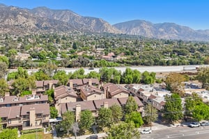 Foothill Blvd 17-S0210-034.jpg