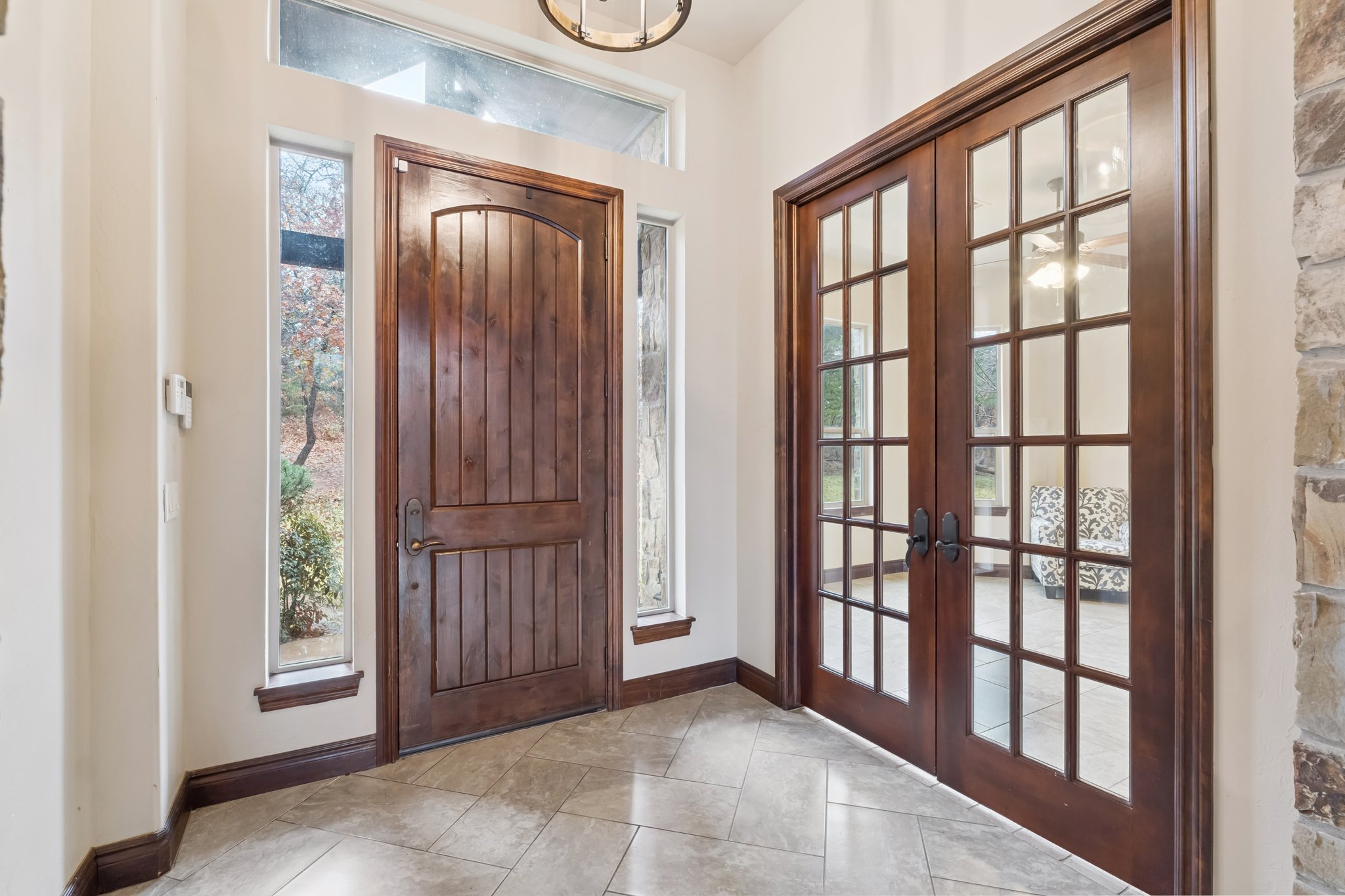 14201 Little Hickory_001.jpg