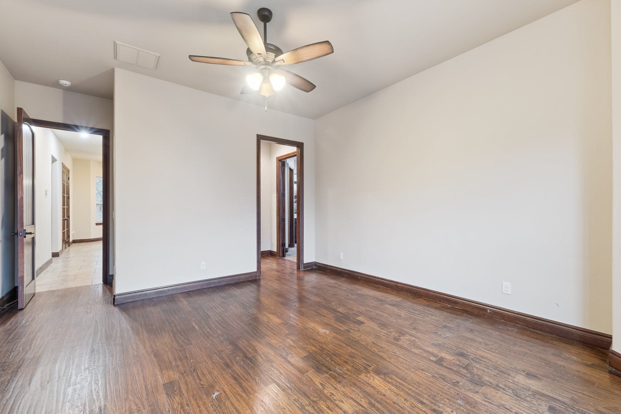 14201 Little Hickory_022 (2).jpg