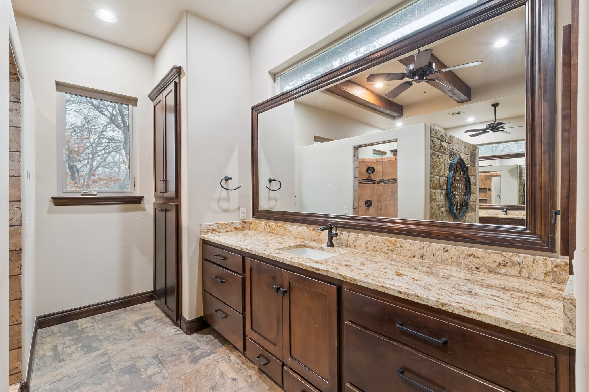 14201 Little Hickory_026 (2).jpg