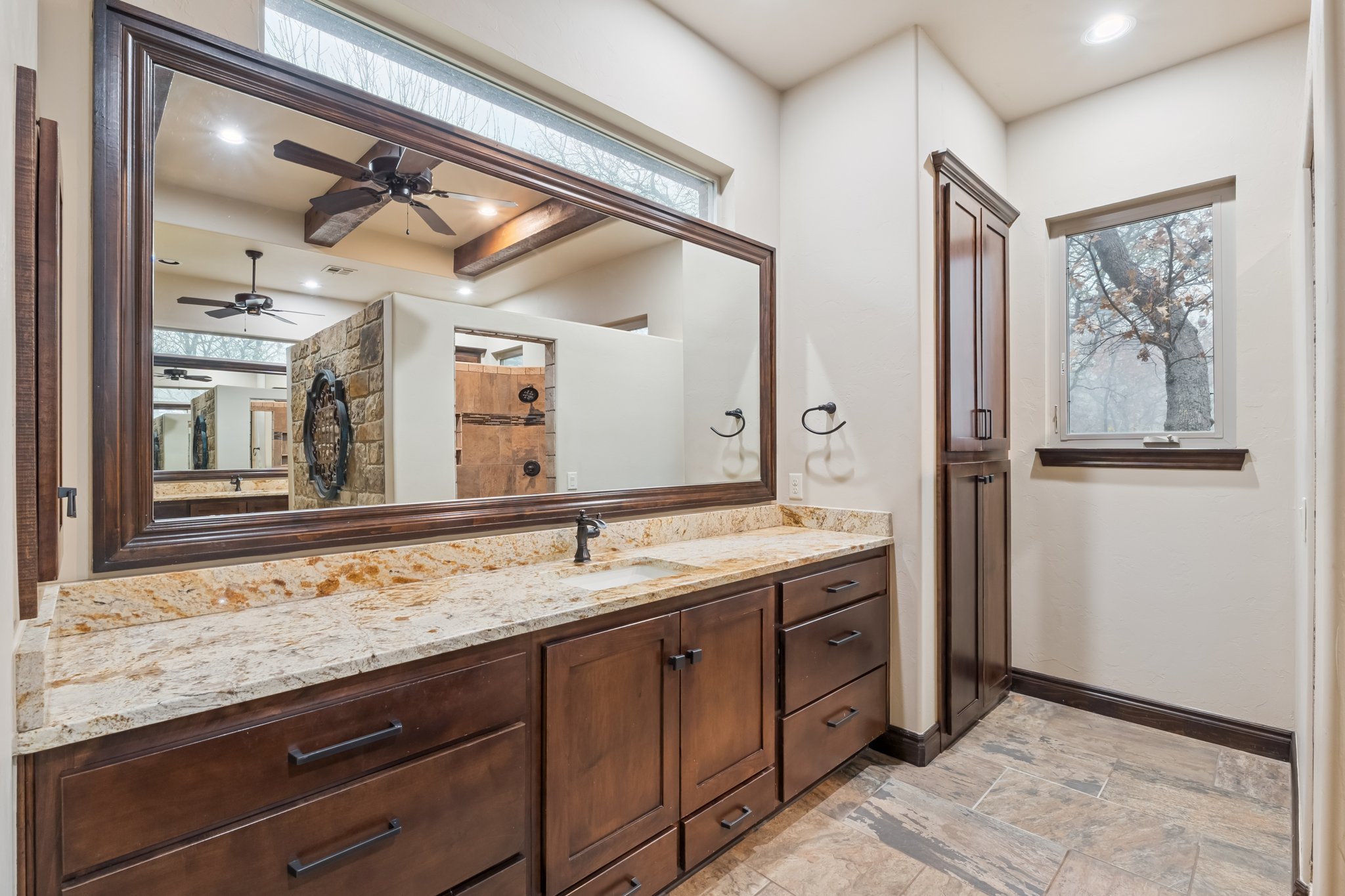 14201 Little Hickory_027 (2).jpg