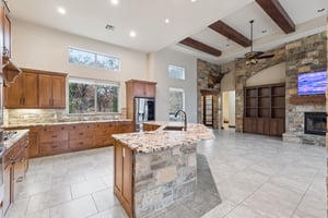 14201 Little Hickory_010 (2).jpg