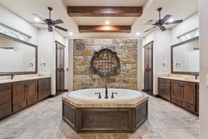 14201 Little Hickory_023 (2).jpg