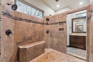 14201 Little Hickory_028 (2).jpg