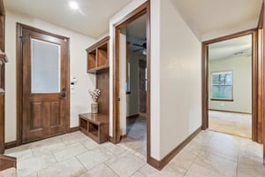 14201 Little Hickory_036.jpg