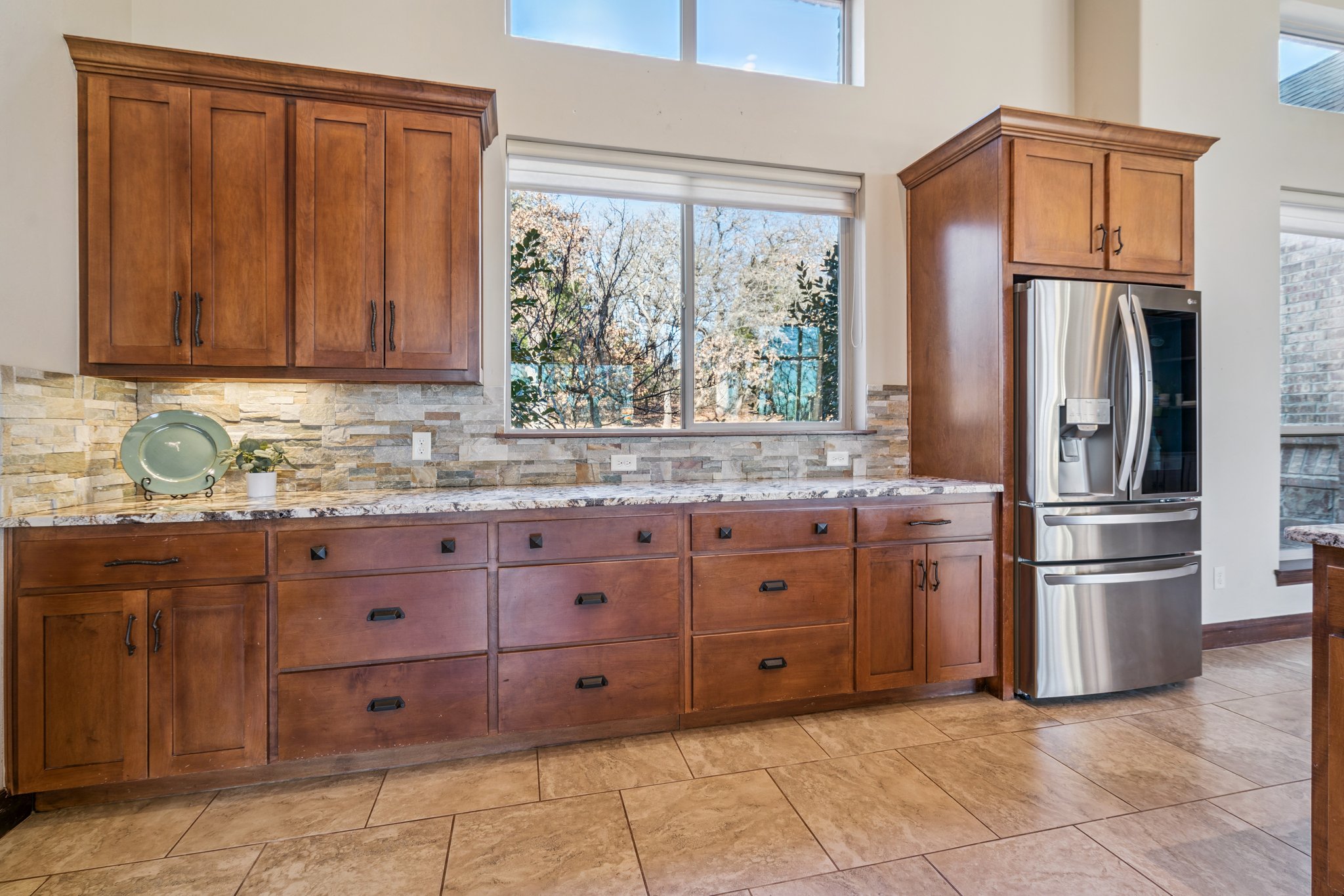 14201 Little Hickory_012.jpg