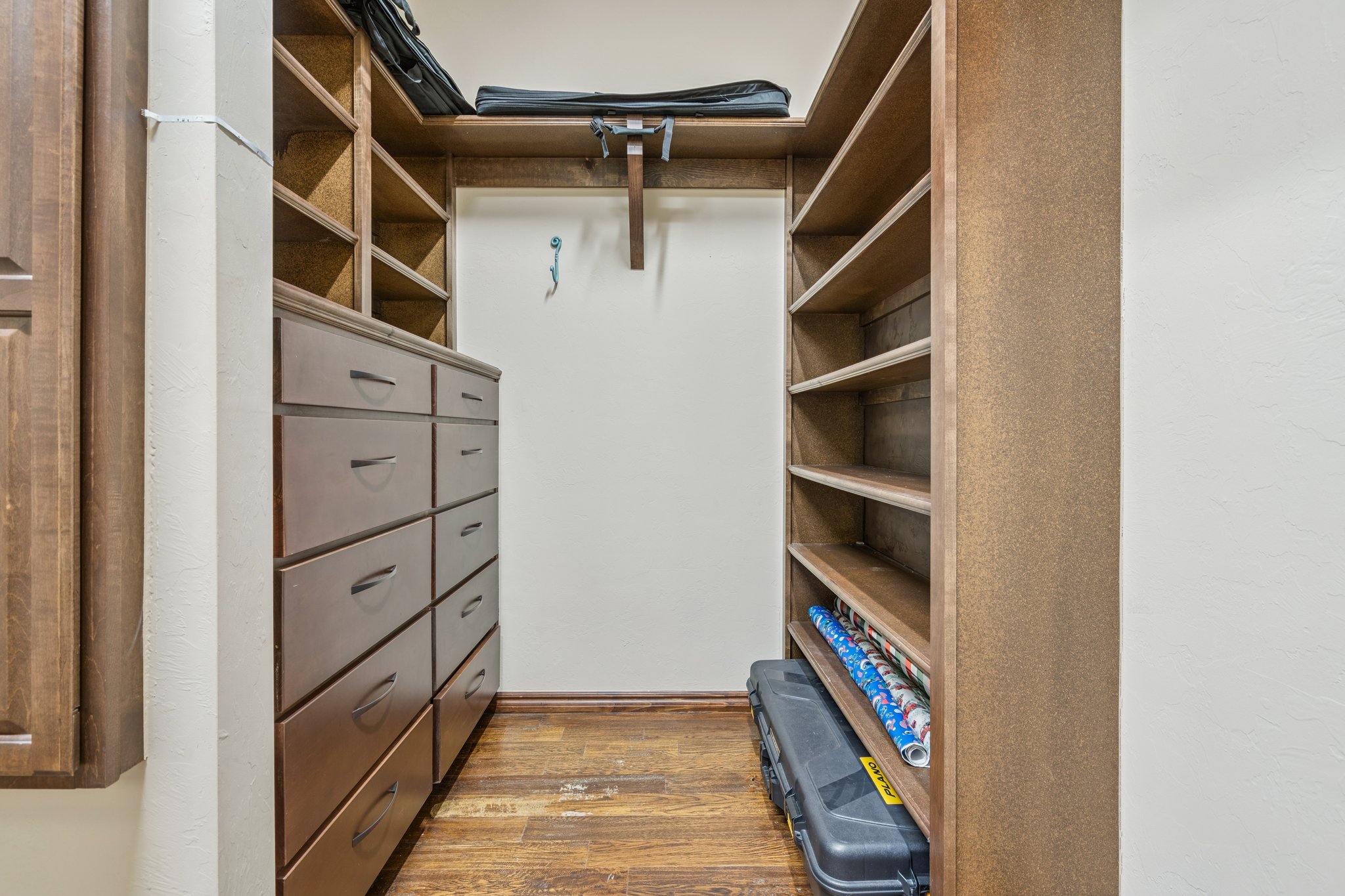 14201 Little Hickory_025.jpg