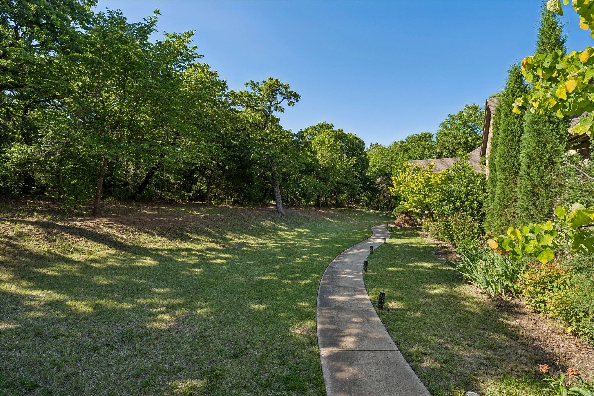 14201 Little Hickory_008 (2).jpg