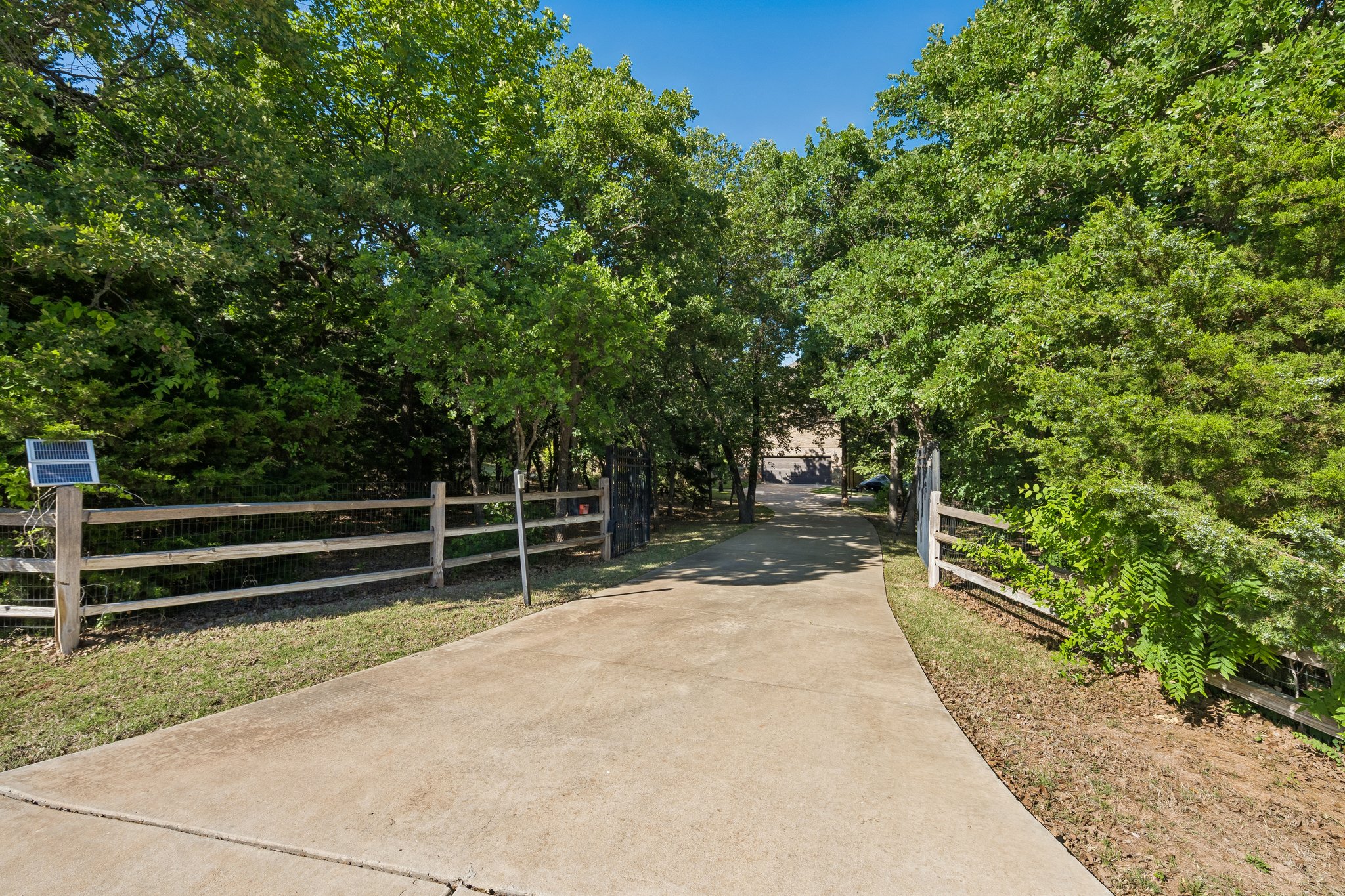 14201 Little Hickory_010 (2).jpg