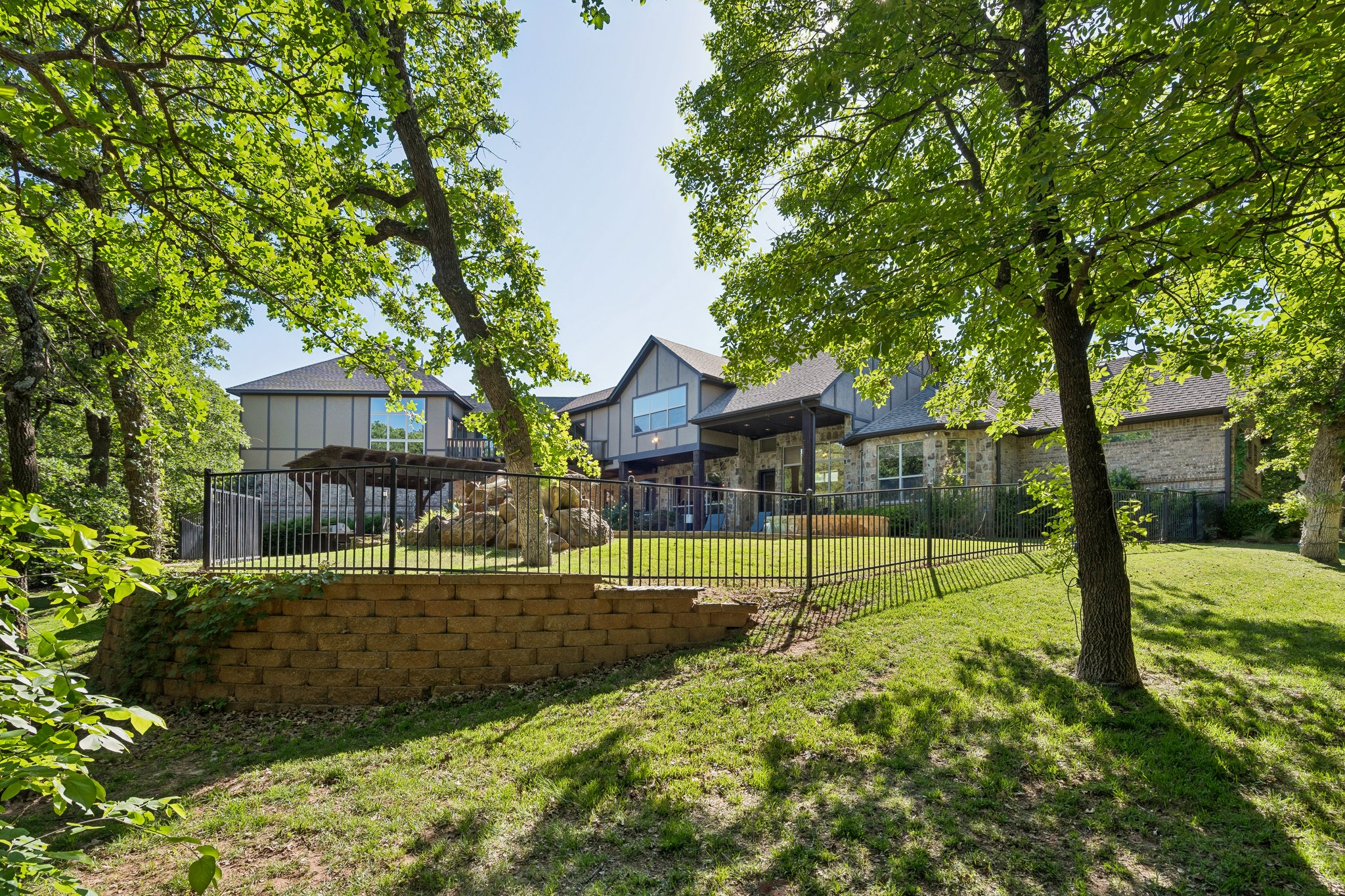 14201 Little Hickory_028 (2).jpg
