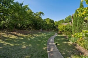 14201 Little Hickory_008 (2).jpg