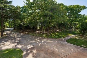 14201 Little Hickory_009 (2).jpg