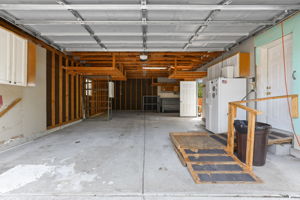  Photo 44
