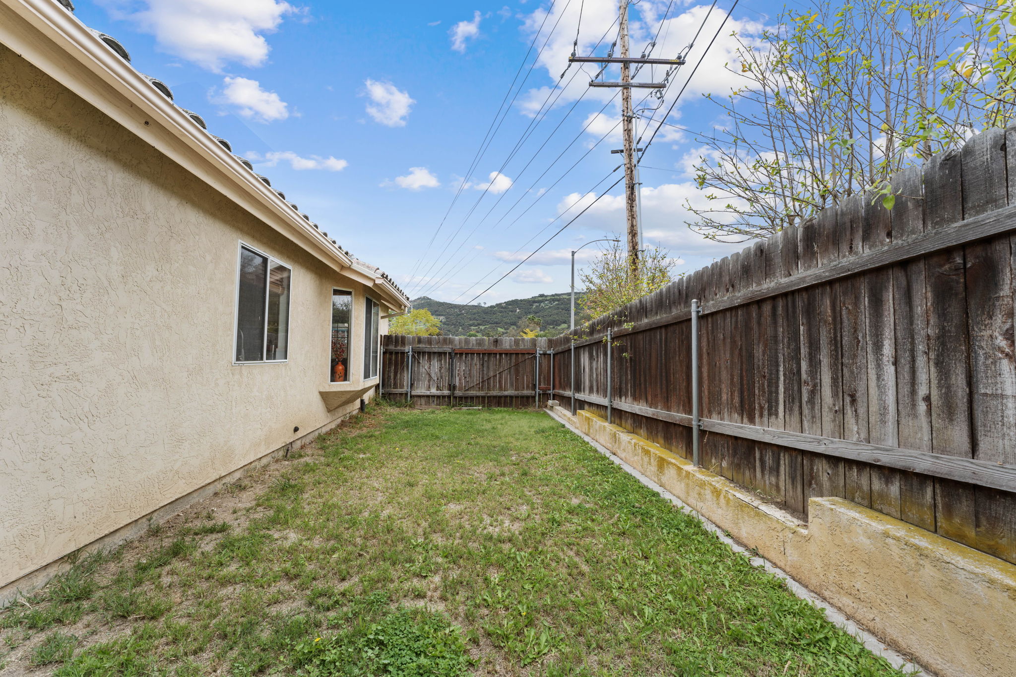 14204 Legacy Ln, El Cajon, CA 92021