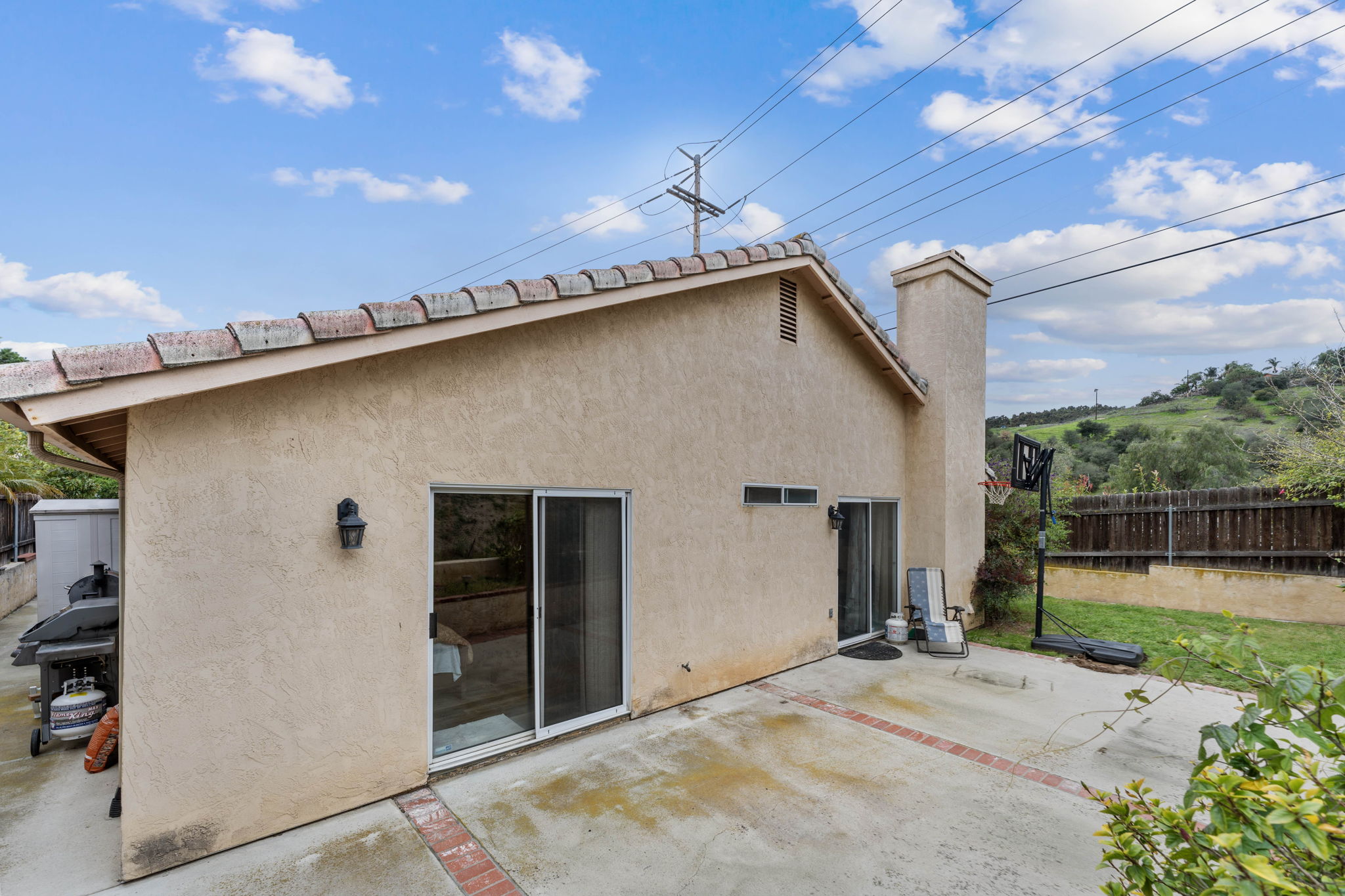14204 Legacy Ln, El Cajon, CA 92021