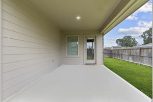  Photo 42