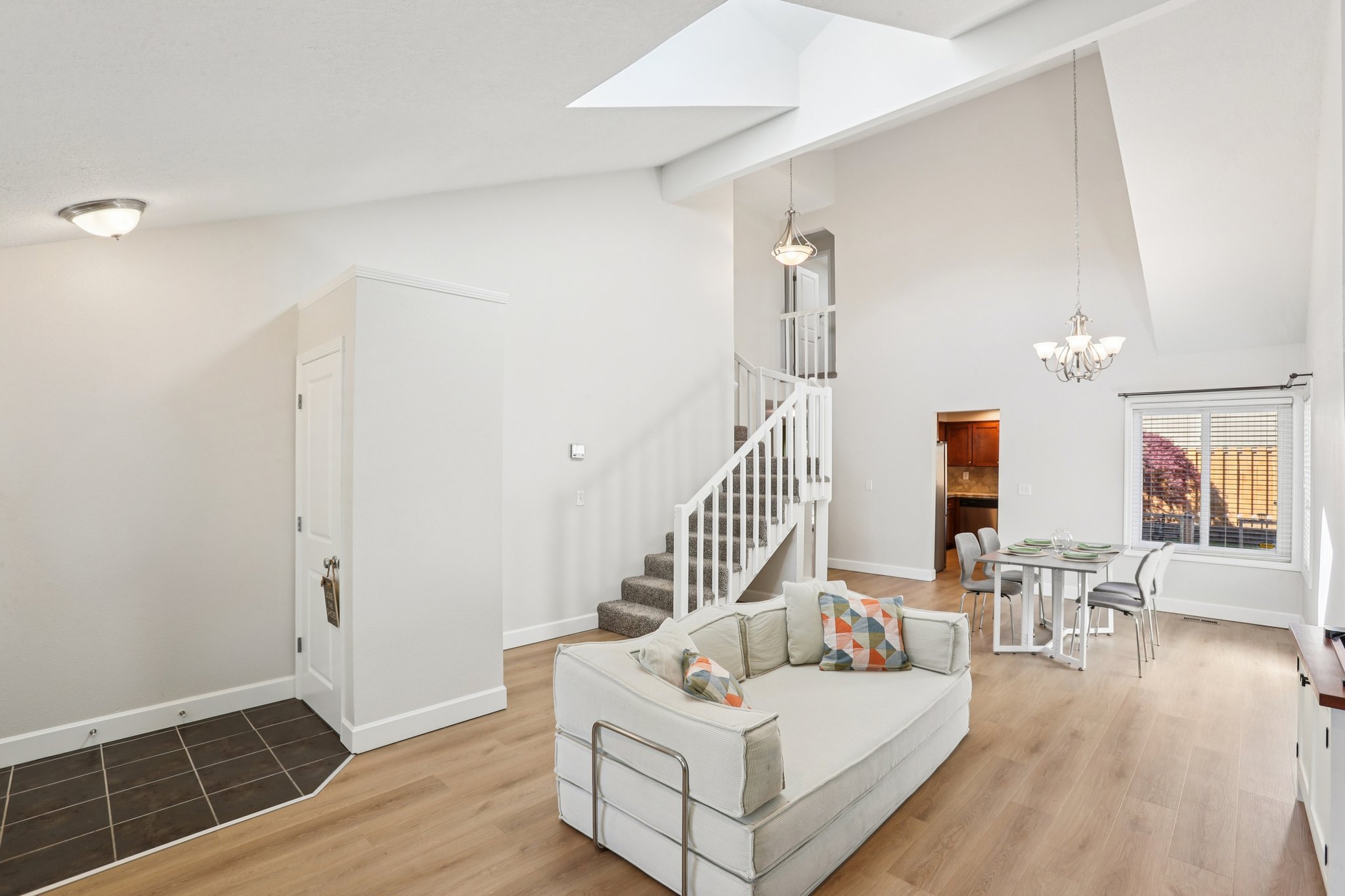 SW Fanno Creek Ct-S1004-008.jpg