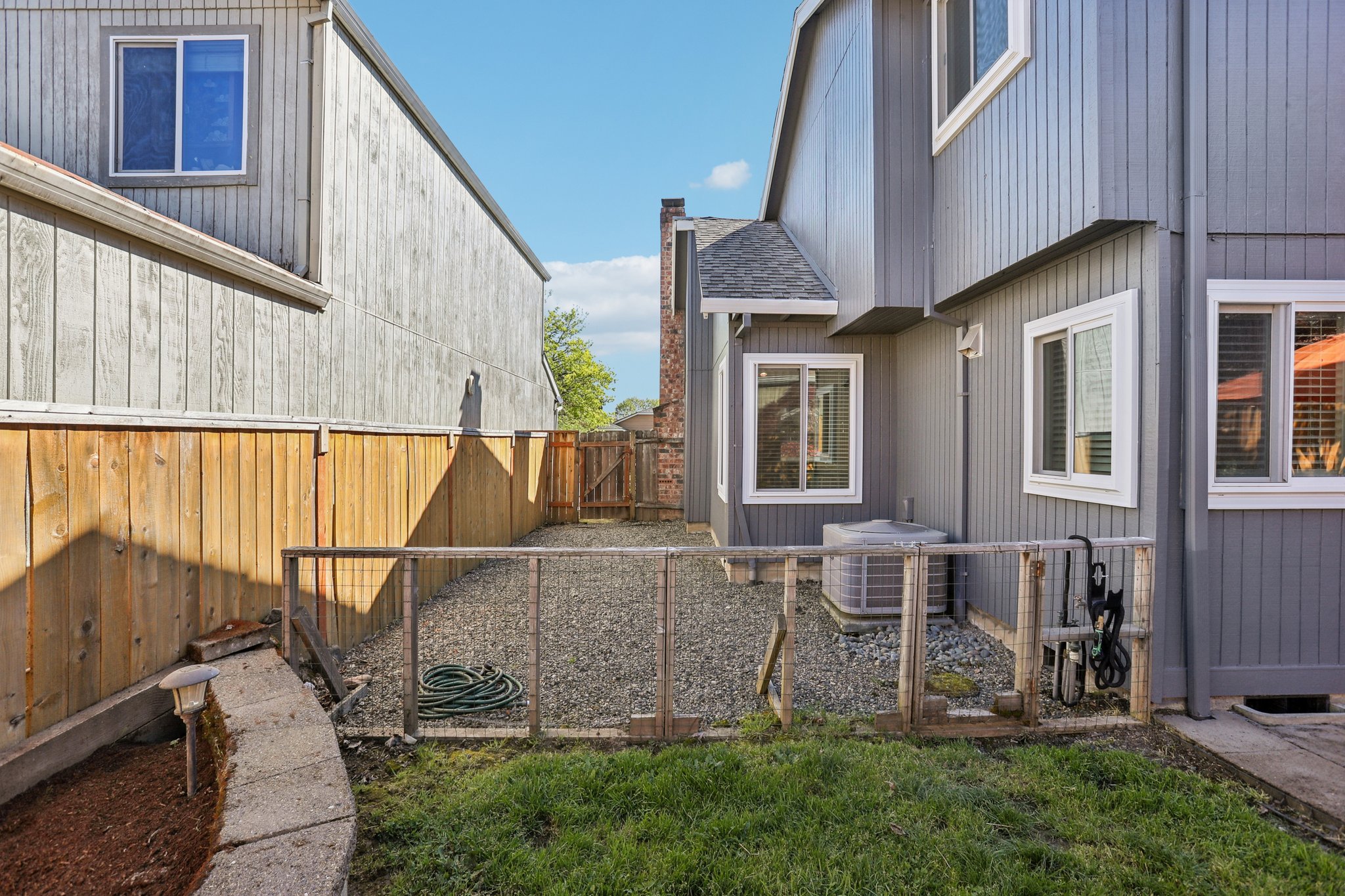 SW Fanno Creek Ct-S1004-043.jpg