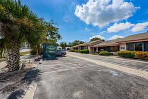 Front Exterior7-2