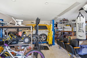  Photo 35
