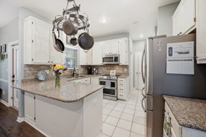  Photo 7