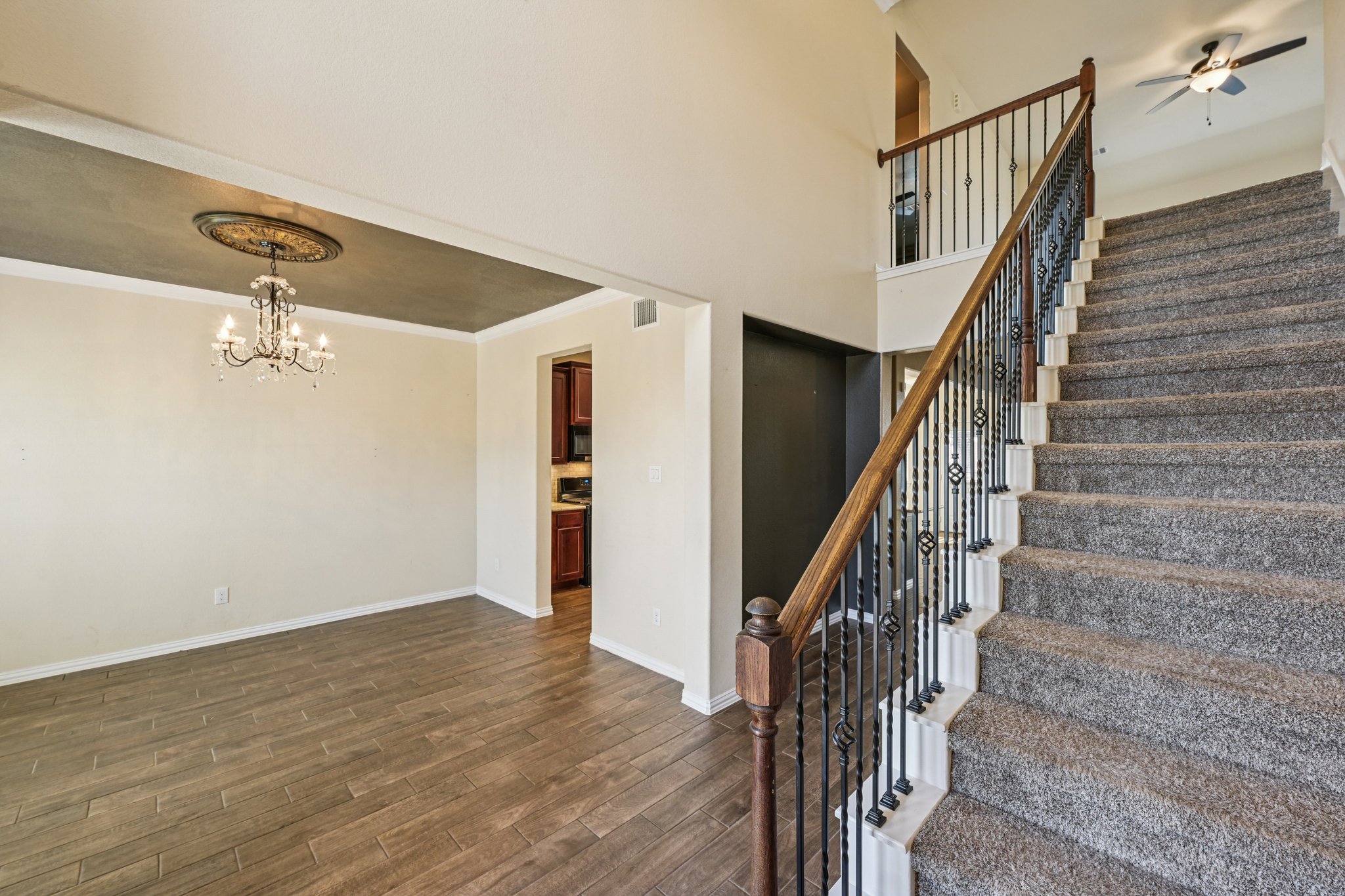 Blanco Dr-S2912-008.jpg