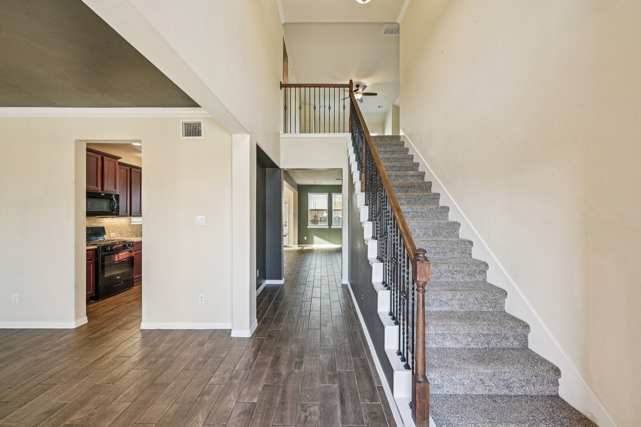 Blanco Dr-S2912-009.jpg