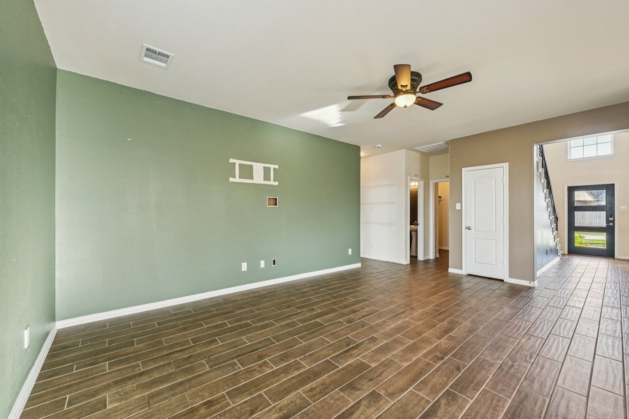 Blanco Dr-S2912-013.jpg