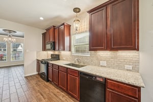 Blanco Dr-S2912-019.jpg