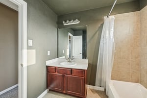 Blanco Dr-S2912-033.jpg