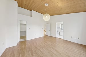 Plum Run Way-S2404-023.jpg