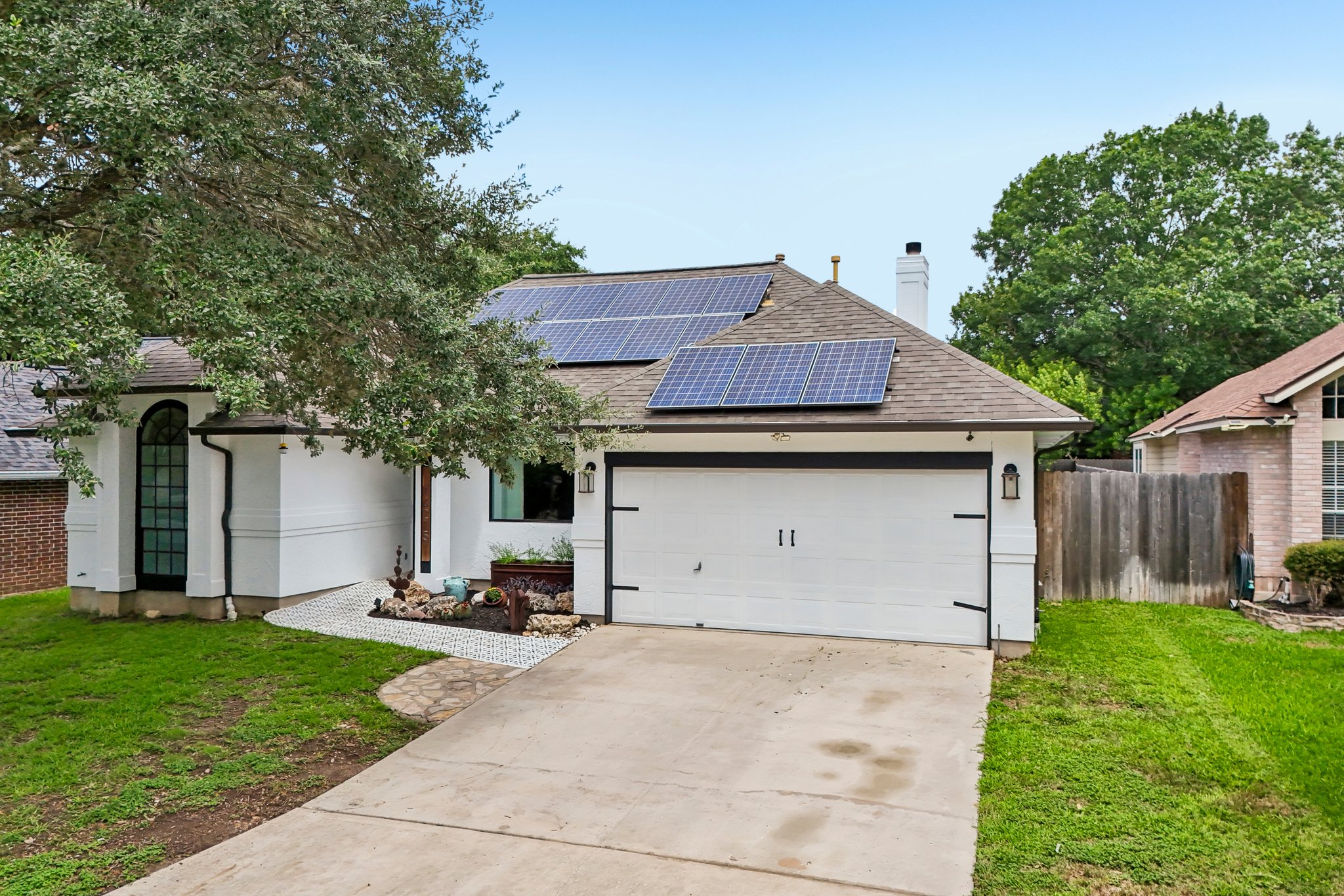 Silverhollow-S1706-067.jpg