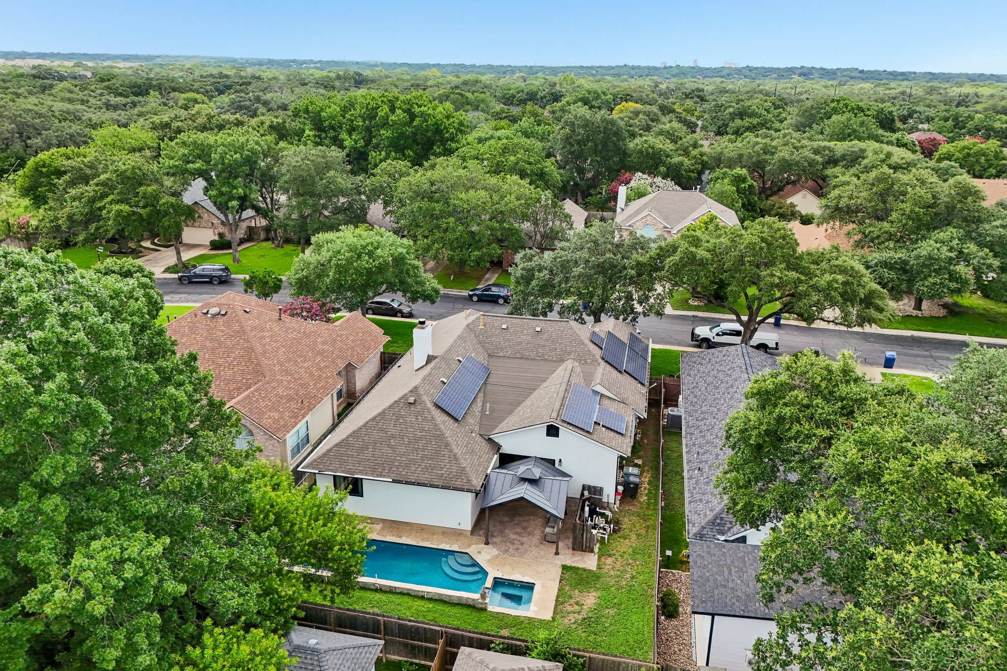 Silverhollow-S1706-078.jpg