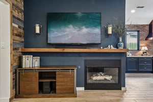 Silverhollow-S1706-016.jpg