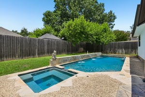 Silverhollow-S1706-058.jpg
