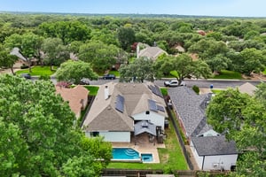 Silverhollow-S1706-079.jpg