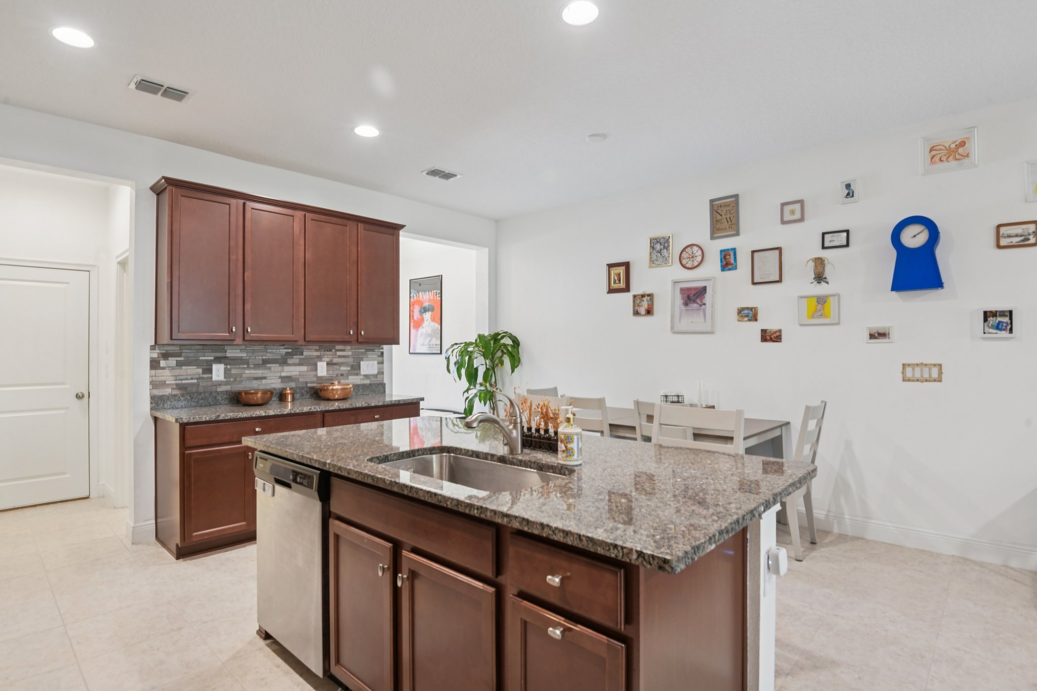 Pondhawk Ln-S0702-013.jpg