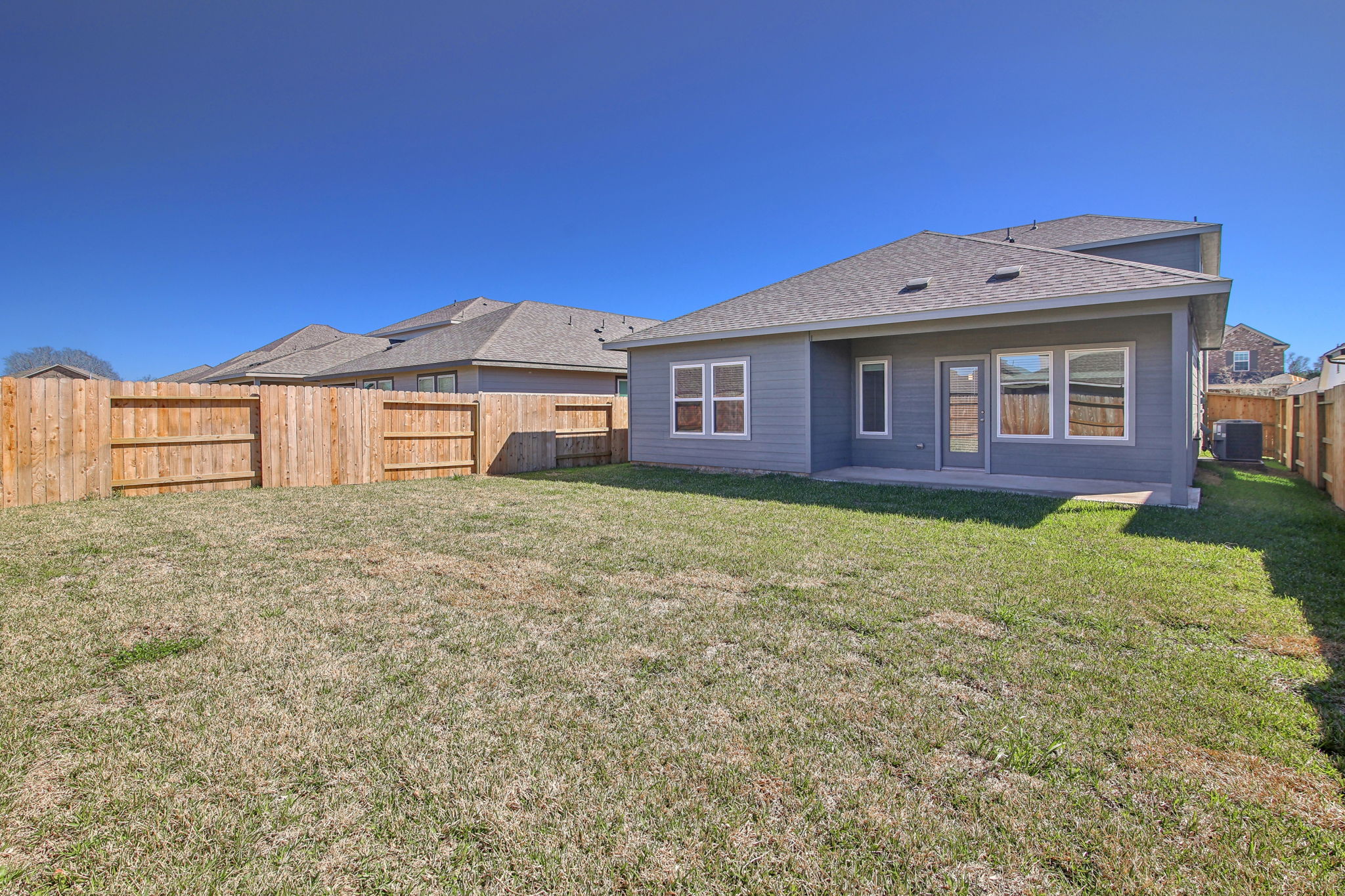 Houston - Magnolia Place - 14218 Rolling Pastures Dr - 033