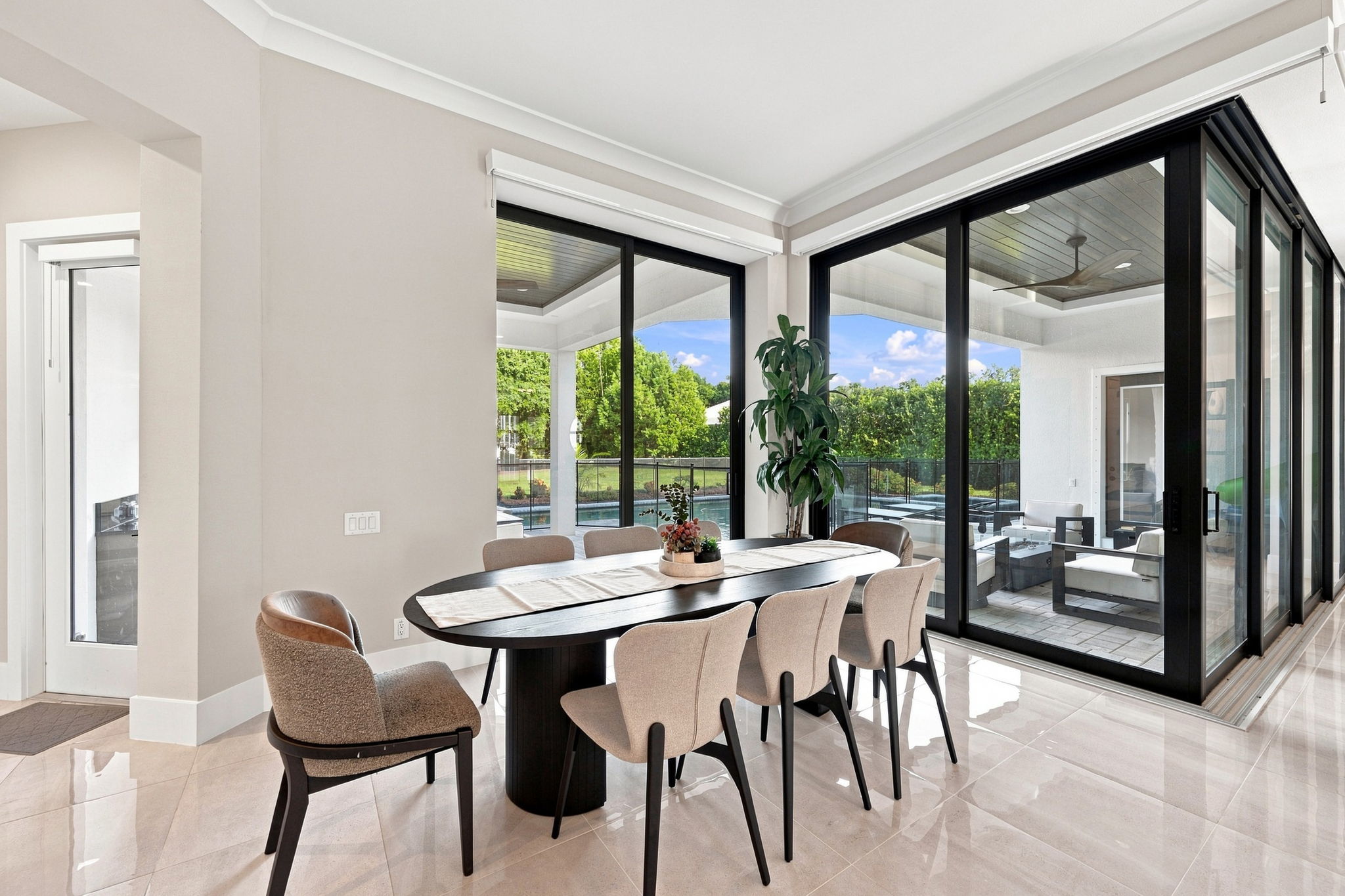 Dining Room2