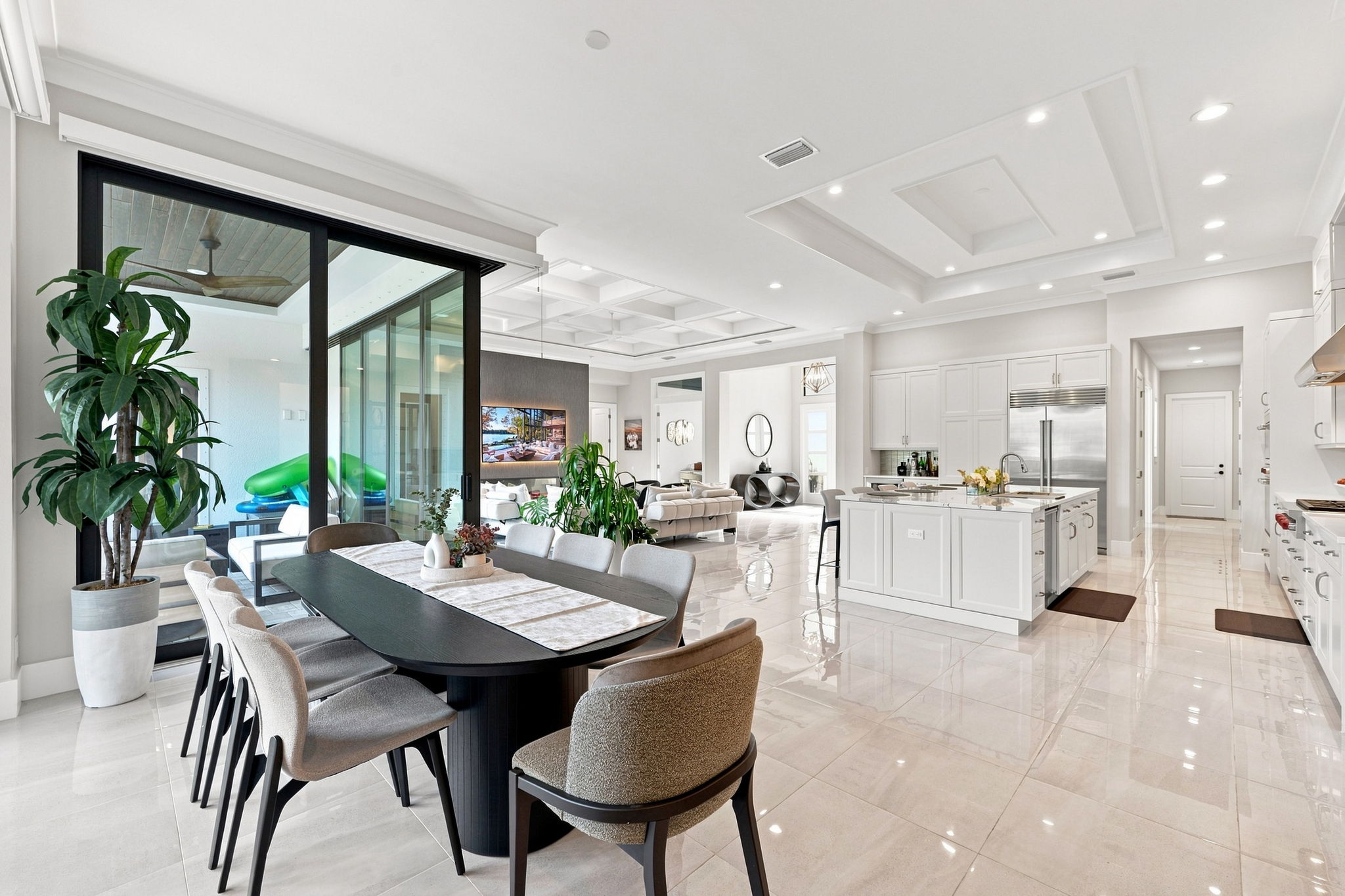 Dining Room3