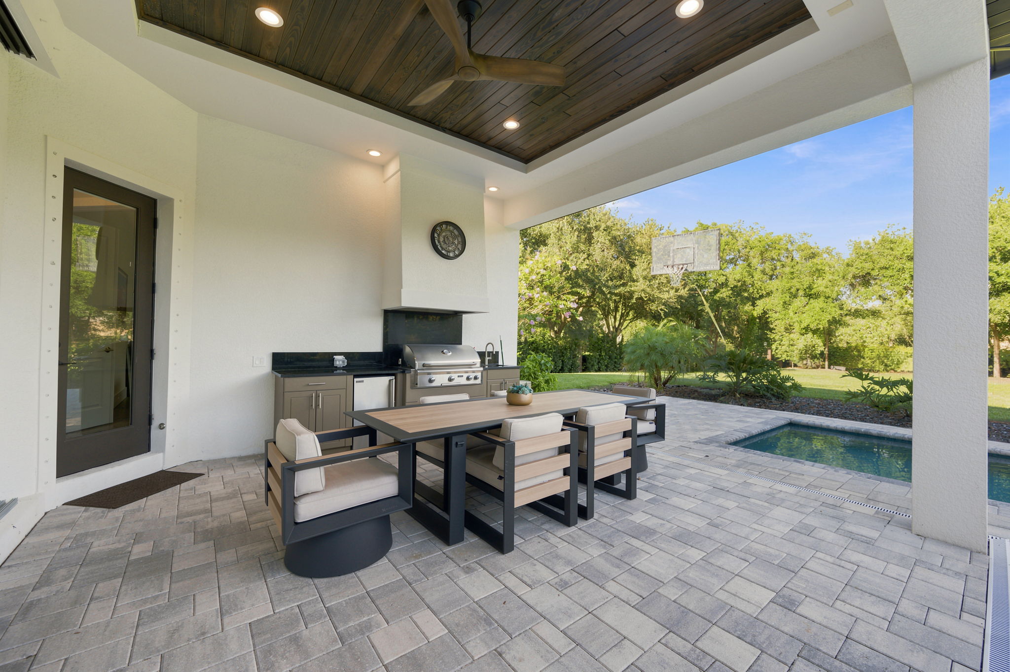 Grilling Area21