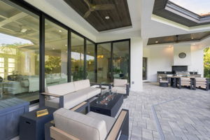 Lanai1